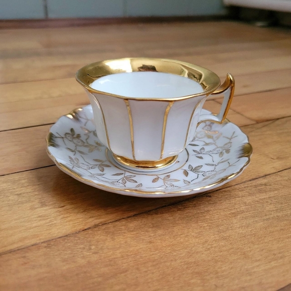 Vintage & Antique Gold & White Floral Demitasse Teacup & Saucer - Picture 2 of 8